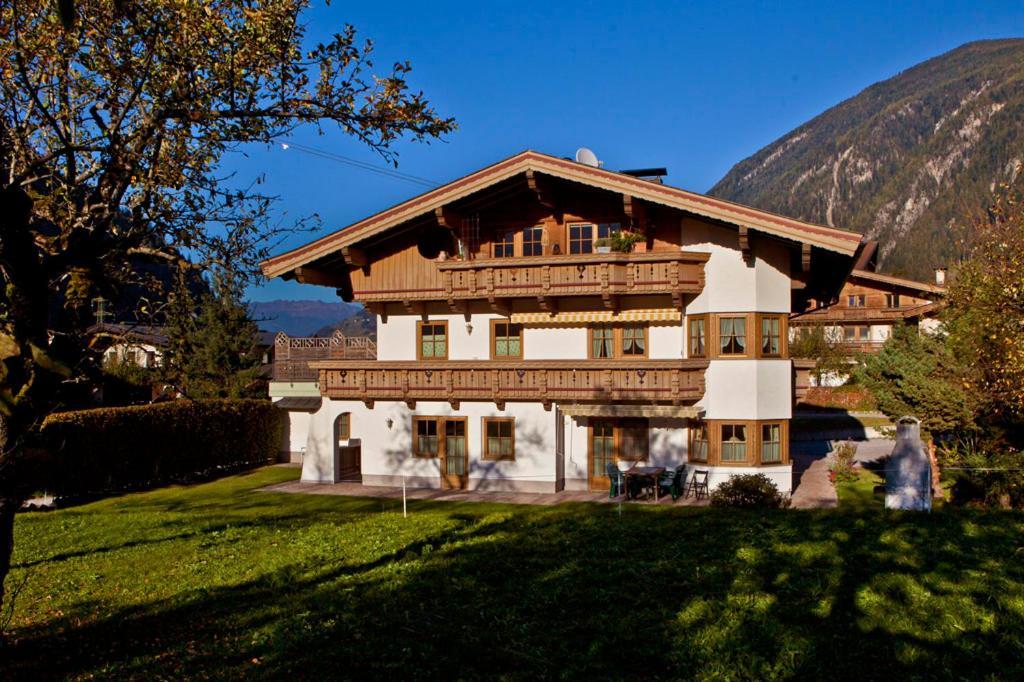 Landhotel Rauchenwalderhof Mayrhofen Εξωτερικό φωτογραφία