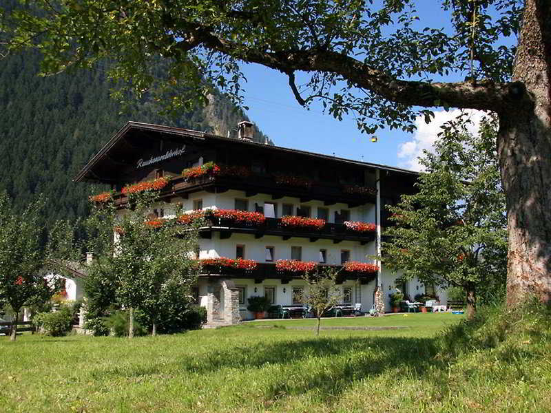 Landhotel Rauchenwalderhof Mayrhofen Εξωτερικό φωτογραφία